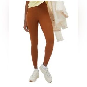 Everlane Renew Legging